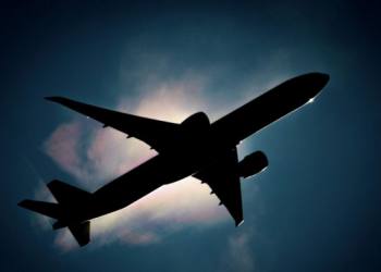 რას სთავაზობს ავიაკომპანია მგზავრებს თუ ისინი ფრენის დროს დაინფიცირდებიან